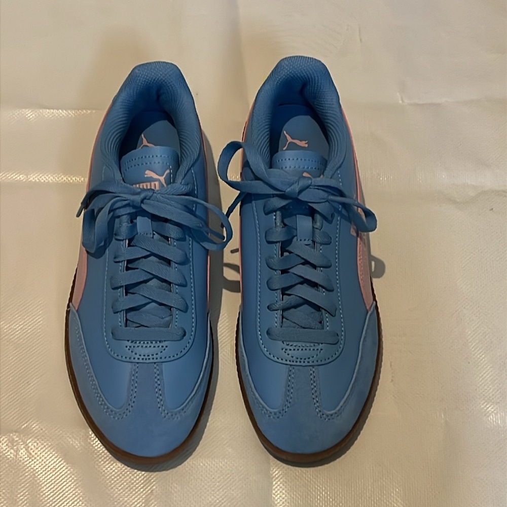 Puma Blue and Pink Sneakers
